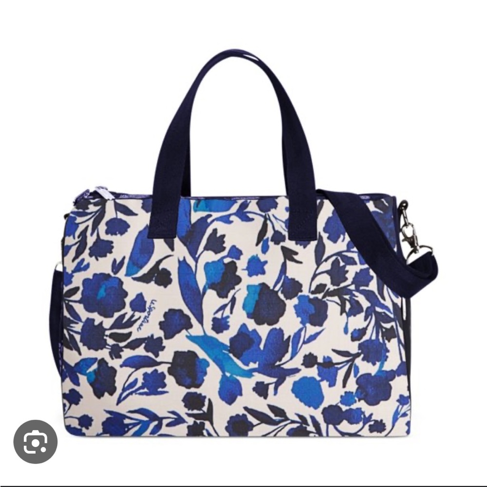 ISO Lesportsac Melanie